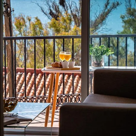 Blue Sea - With Terrace Apartamento *